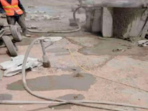 博望水泥混凝土路面板底注浆技术 路面脱空注浆整治方案